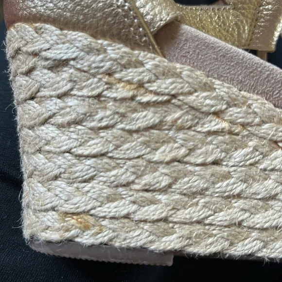 Vionic Gold Wedge Shoes - Picture 7 of 9